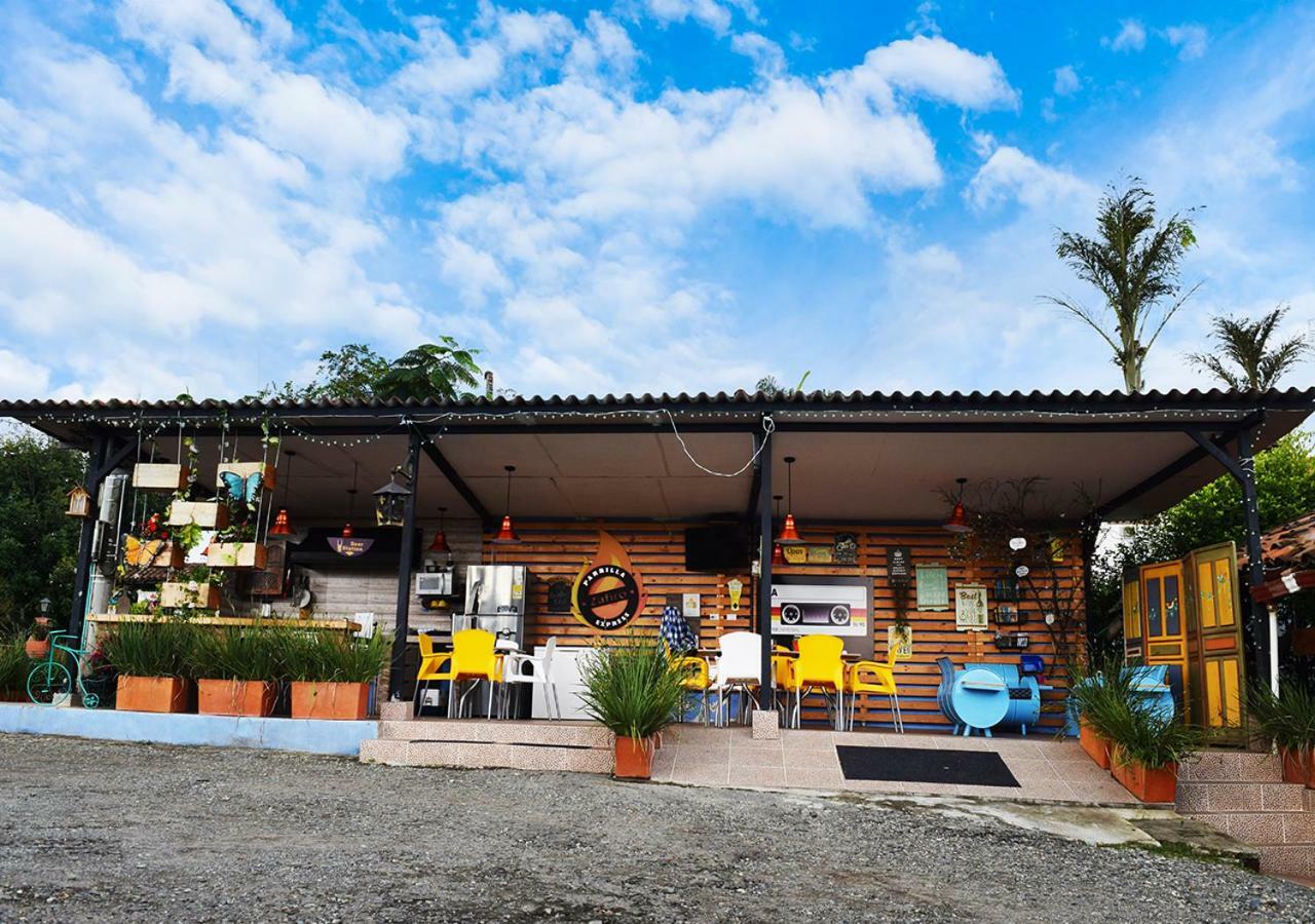 Hotel Hostal El Zafiro Del Cafe El Mesón Exterior foto